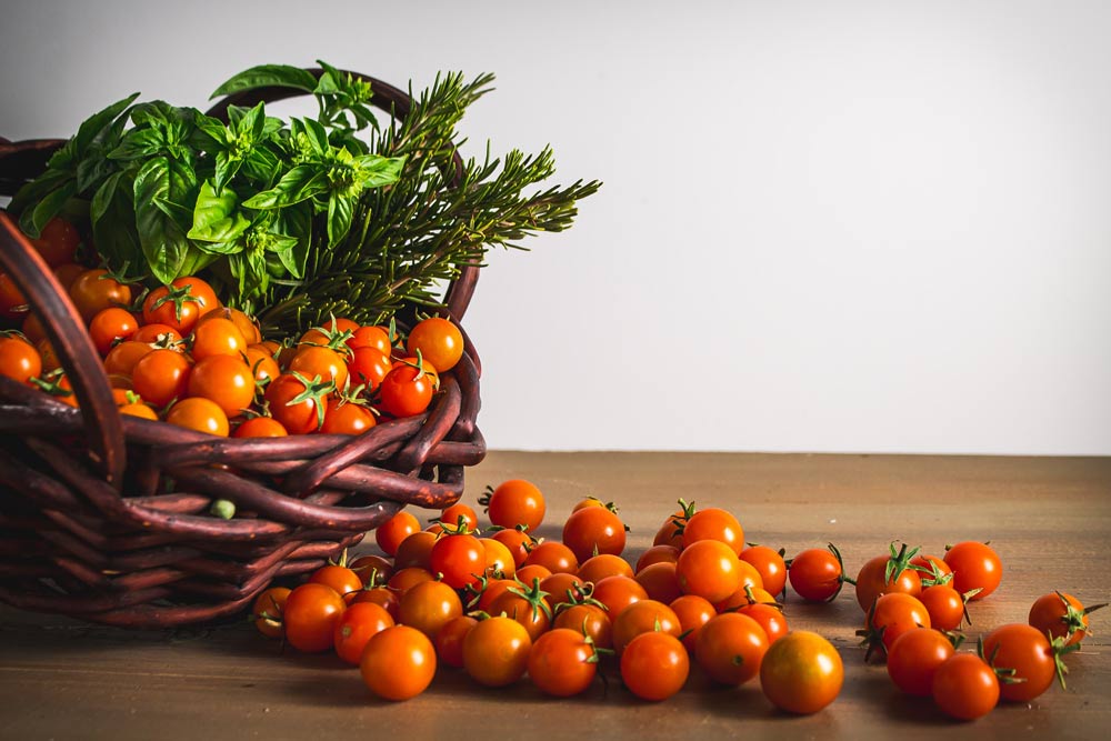 Cesta de verduras y frutas